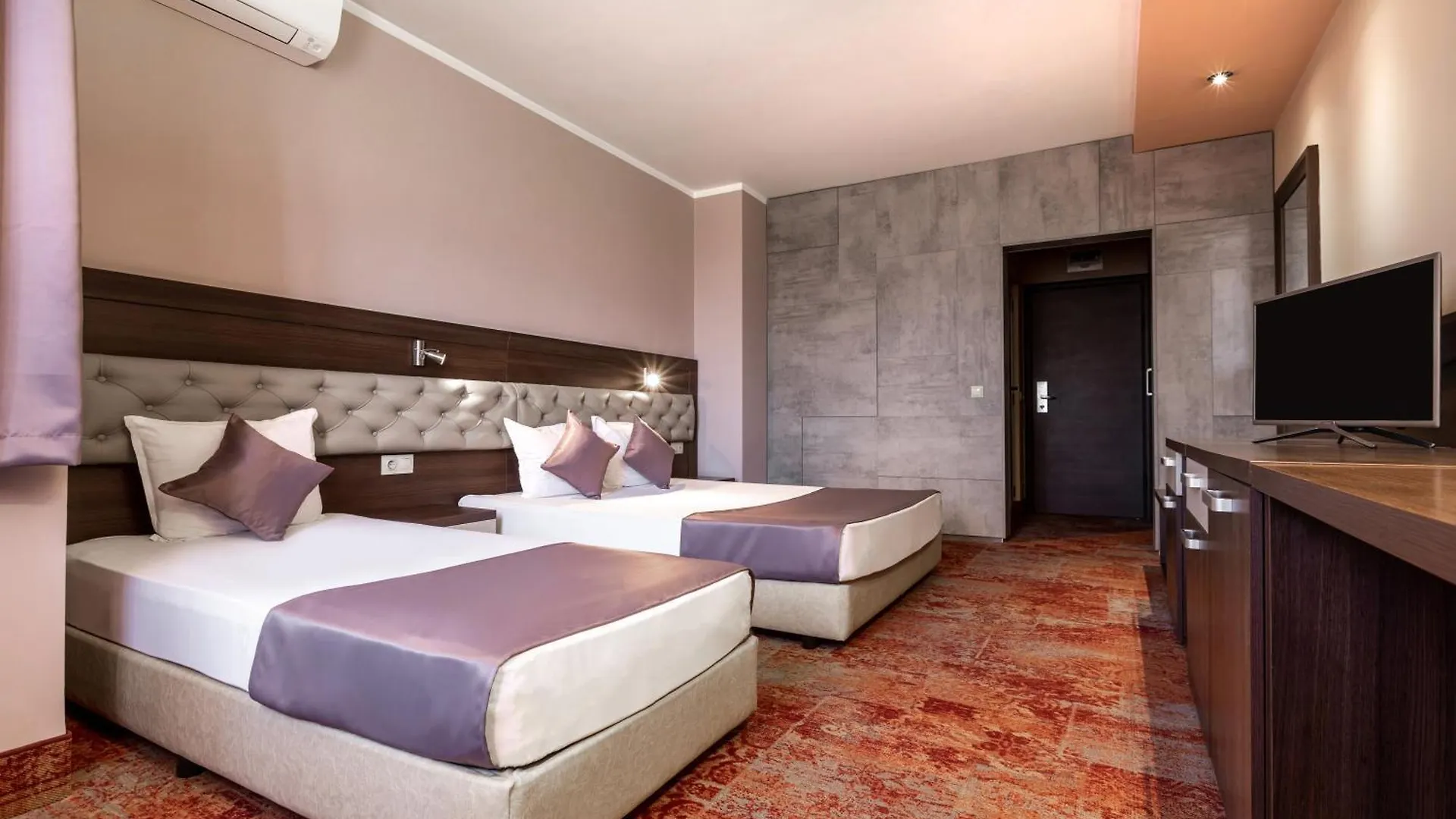 Business Hotel Plowdiw