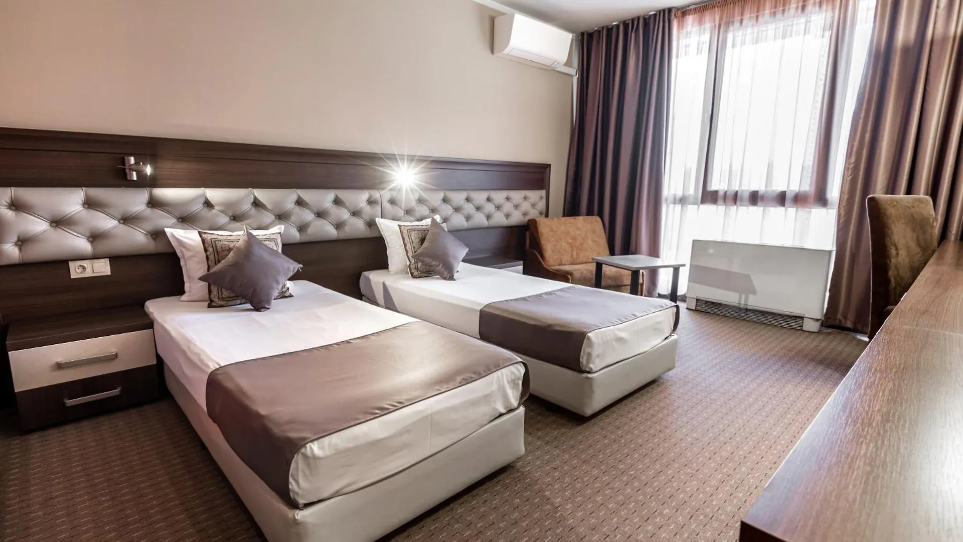 Business Hotel Plovdiv - Central Location